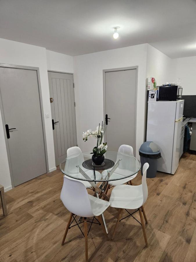 T2 Chaleureux, Calme Et Entierement Renove. Apartamento Béziers Exterior foto