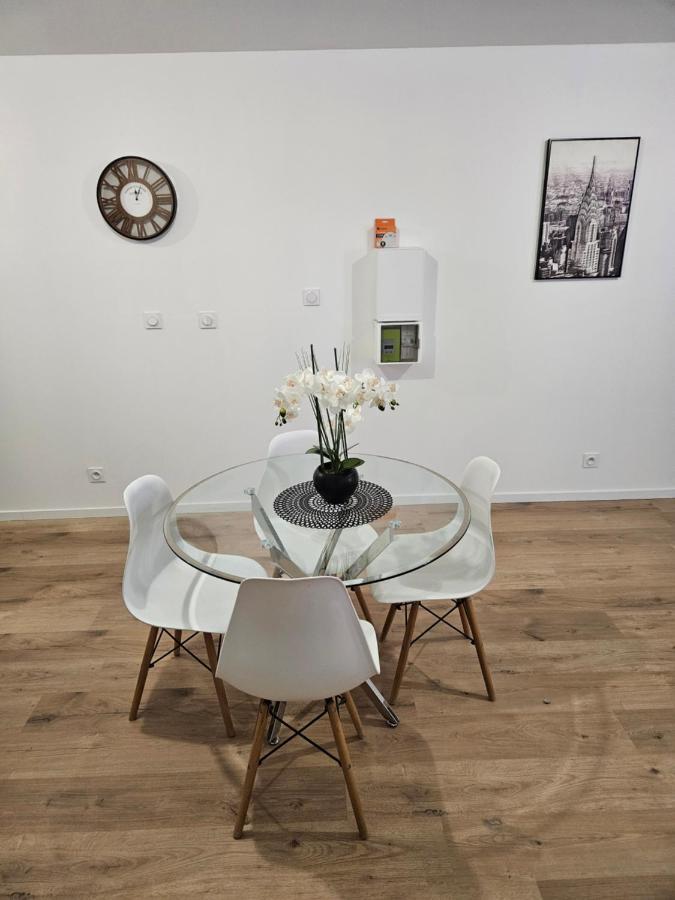 T2 Chaleureux, Calme Et Entierement Renove. Apartamento Béziers Exterior foto