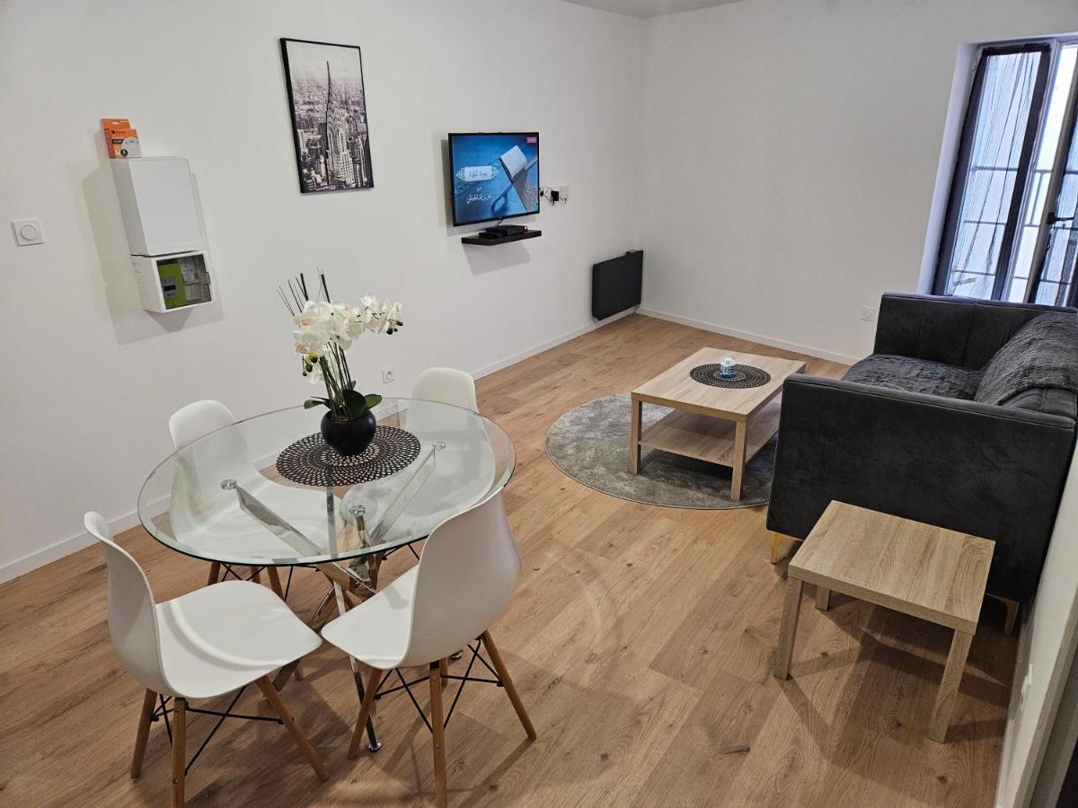 T2 Chaleureux, Calme Et Entierement Renove. Apartamento Béziers Exterior foto